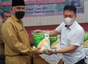 Gubernur Launching Beras Organik Melalui Koperasi