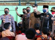 Kapolda Apresiasi Vaksin Massal di GOR Bermawi Bukittinggi