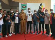 Audy Beri Perhatian Besar Kepada Tim Atletik PON XX Sumbar
