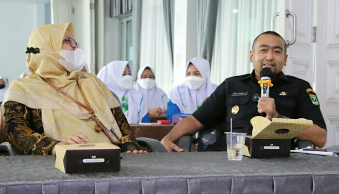 Audy Berbagi Strategi Menjadi Entrepreneur di Kampus IKPN