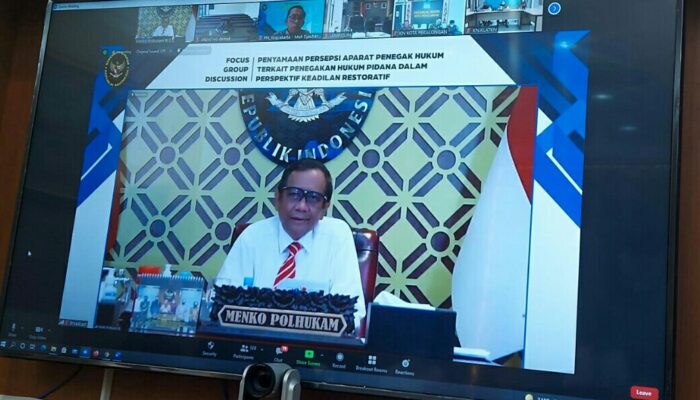 Mahfud: Waspadai Potensi “Industrialisasi Hukum”