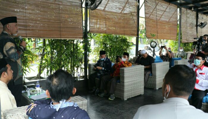 Mahyeldi Bahas MoU Sumbar-Riau Bersama IKMR