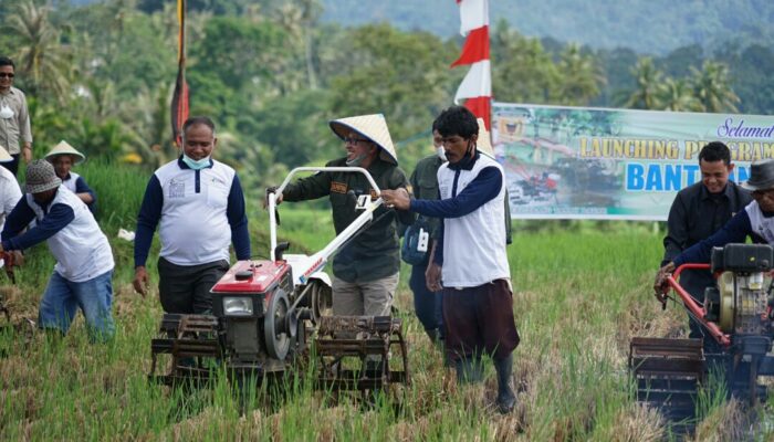 Pemkab Tanah Datar Launching Program Bajak Gratis