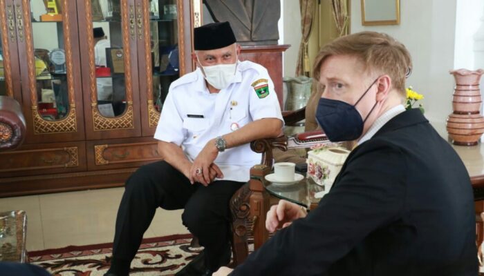 Konsul Amerika Jajaki Peluang Investasi di Sumatera Barat