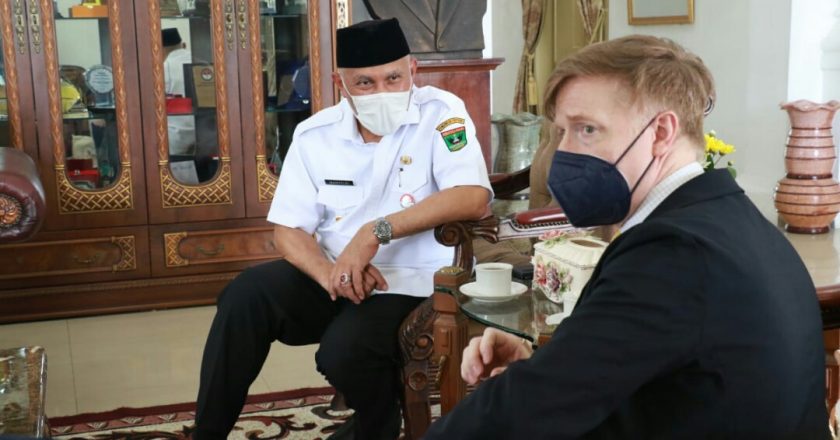 Konsul Amerika Jajaki Peluang Investasi di Sumatera Barat