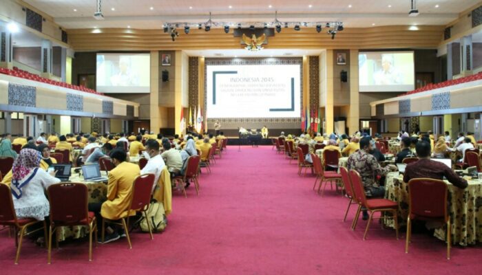 UNP Kuliah Umum Bersama Ketua MWA ITS Tentang PTNBH