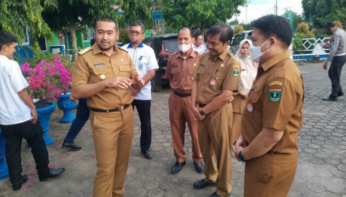 Pastikan Pelayanan Lancar, Wagub Sidak Samsat Pasbar