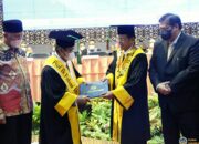 Fahmi Idris Diberi Gelar Profesor Kehormatan Pertama Oleh UNP