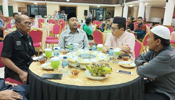 Diakhir Ramadhan 1443, Wagub Audy Undang JPS Buka Puasa