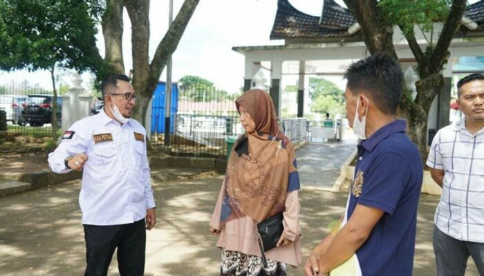 Toilet Istana Basa Pagaruyung Kotor, Bupati Tanah Datar Marah