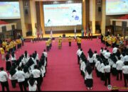 Rektor Prof. Ganefri Lantik Pimpinan Sekolah di UNP