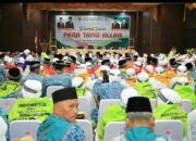 Ketua DPRD Sumbar Lepas Jemaah Calon Haji Kloter III