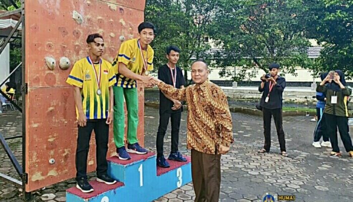 POMProv 2022, Tim Panjat Tebing UNP Raih 5 Medali Emas
