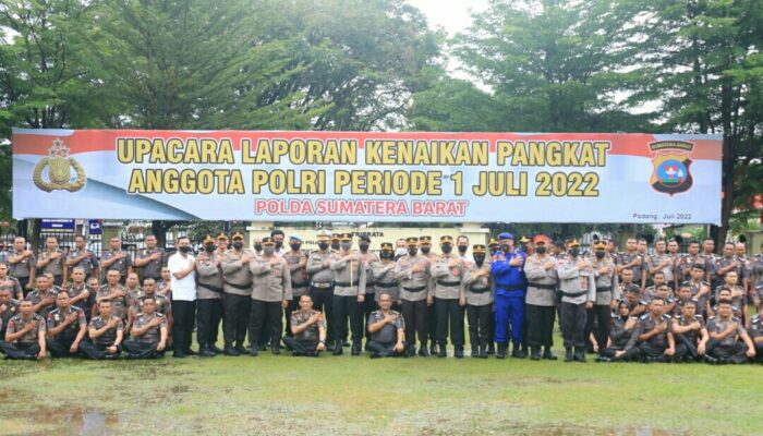 Sebanyak 678 Personel Polda Sumbar dan jajaran Naik Pangkat