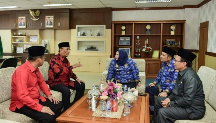 Ke Bengkalis, Anggota DPR Dengarkan Aspirasi Bupati