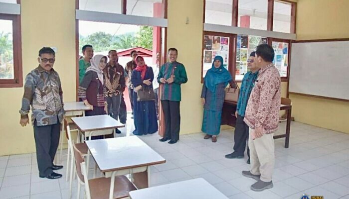 Pendataan Sarana Warek I Kunjungi Kampus UNP Sawahlunto