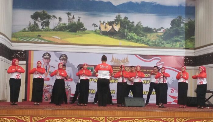 Perlombaan Paduan Suara Mars Biro ADPIM Tampil Memukau