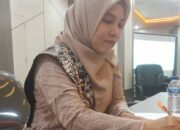 Dosen UPERTIS Verawati Raih Gelar Doktor di Farmasi Unand