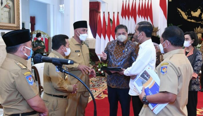 Presiden Minta Kepala Daerah Gunakan APBD Guna Tekan Inflasi