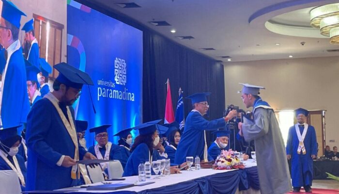 Wisuda ke- 37 Universitas Paramadina, Indonesia Menuju Demokrasi Substantif