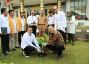 UNP Gelar Seminar Nasional & Penanaman 10 Juta Pohon