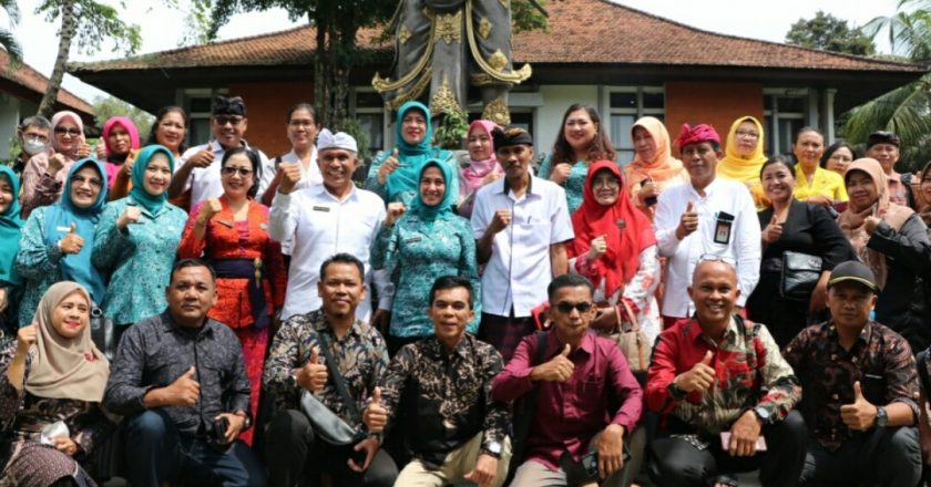 Kader Posyandu Sumbar, Kunjungi Posyandu Merak Desa Bona Bali