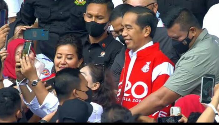 Relawan Jokowi Hanya jadi Bumper untuk Acara GBK