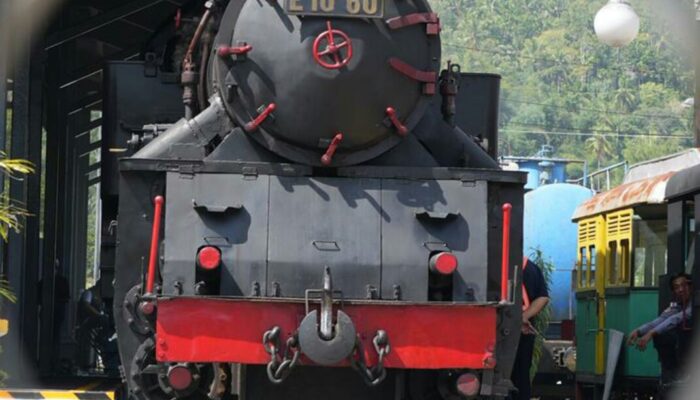 BUMN Aktifkan Lagi Kereta Mak Itam di Sawahlunto