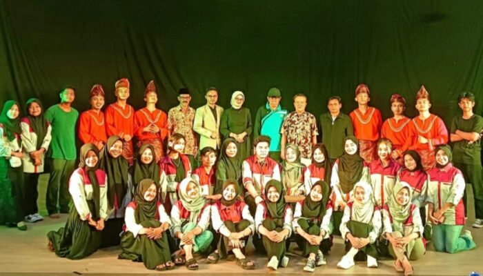 Koreografer UNP Indrayuda, Gelar Pertunjukkan Tari Kreasi