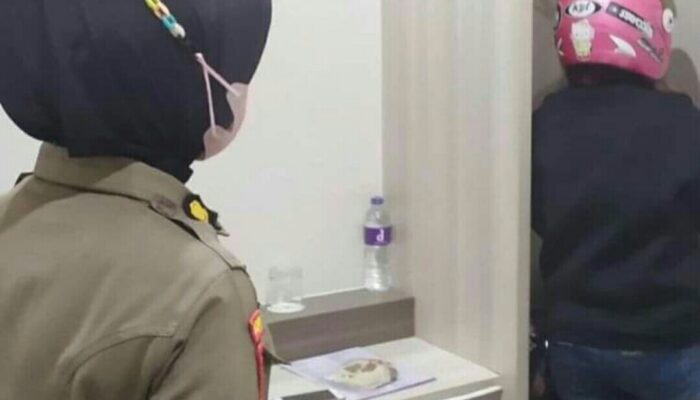 Satpol PP Padang Razia Izin Hotel Nemu Pasangan Diduga Mesum