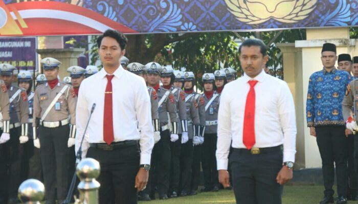 Berhasil Ungkap Kasus, Dua Personel Ditreskrimum Diberi Penghargaan