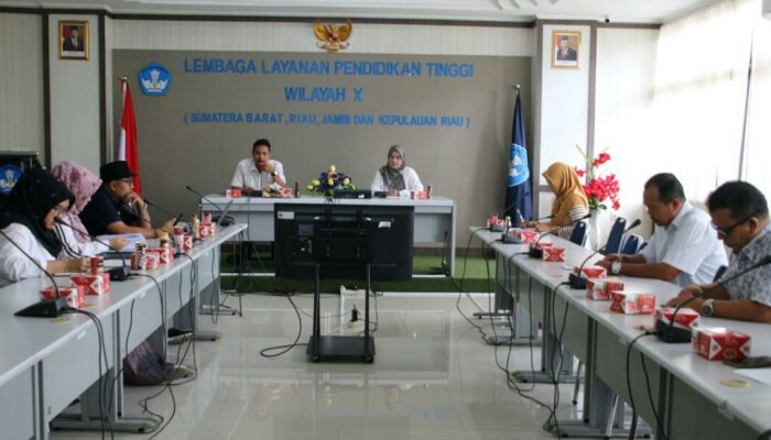 KI Sumbar & LLDIKTI X Komit Perkuat PPID di PT