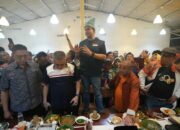 Tiba di Padang, Anies Diteriaki Presiden