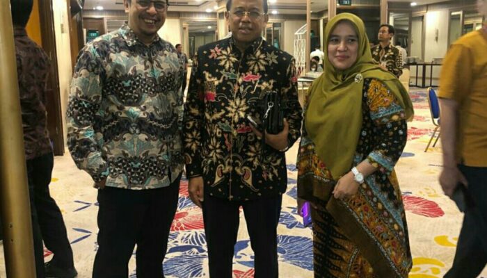 Nofal Wiska Wakili KI se Indonesia Tanda Tangani Buku IKIP 2023