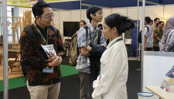 Paramadina dan PT Mandegani Perkenalkan Koleksi Furniture Inovatif