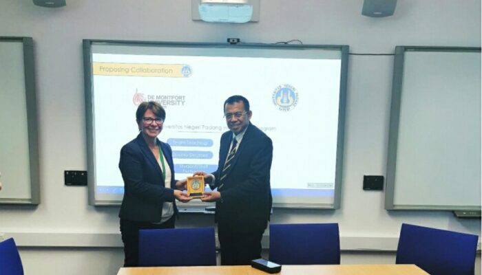 Kerja sama Bidang Riset Rektor UNP MoU dengan DMU