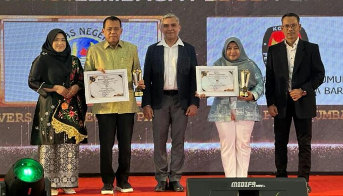 UNP Raih Penghargaan di Anugerah KPID 2023