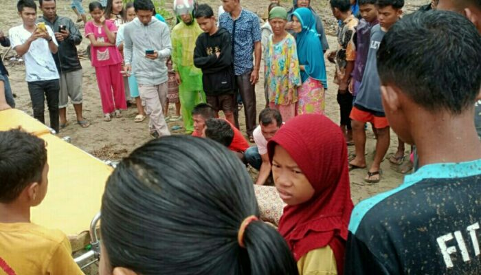 Tragedi Banjir dan Longsor di Pessel Belasan Korban Tertimbun