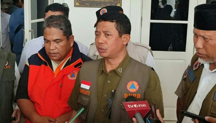 Kepala BNPB Tinjau Lokasi Bencana, Ditaksir Kerugian 200M