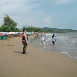 Wisata Lebaran Pantai Padang Mengalami Penurunan