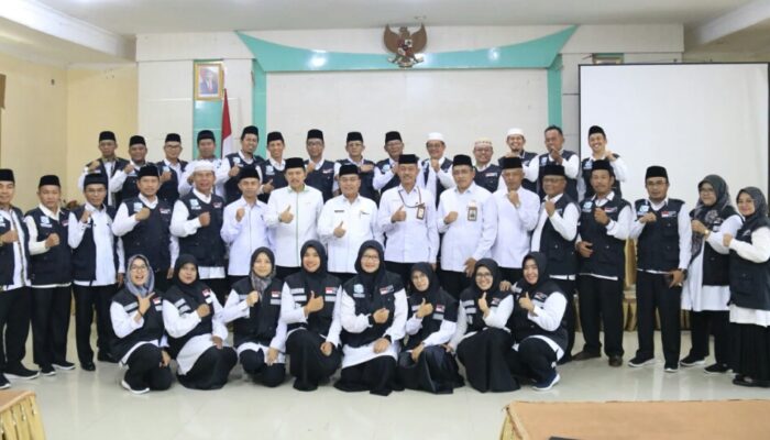 Lepas Petugas Haji, Kakanwil: Kunci Sukses Layani Jemaah