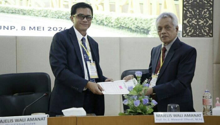 Dr. Krismadinata Terpilih Jadi Rektor UNP Periode 2024-2029