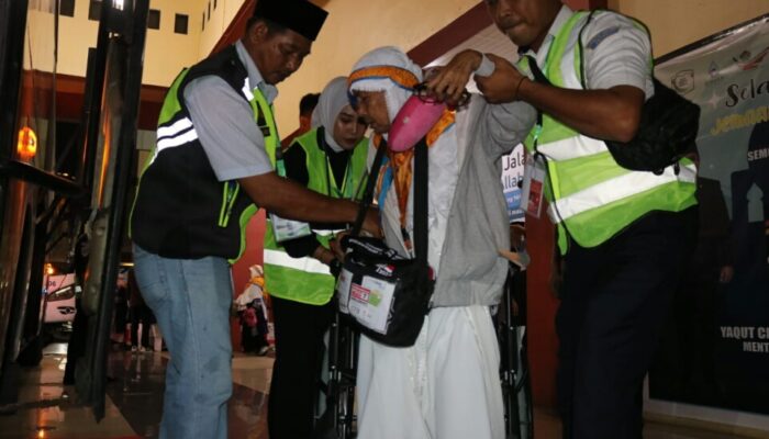 Lebih Cepat dari Jadwal, CJH Kloter 7 PDG Sukses Berangkat