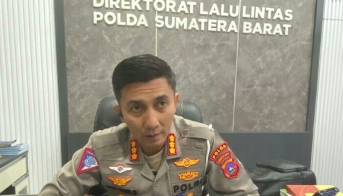 Polisi Akan Tilang yang Menerobos Jalur Lembah Anai