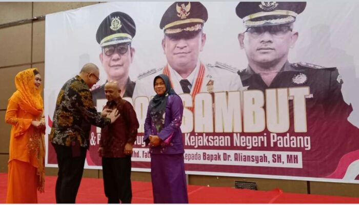 Pisah Sambut Kajari Padang Sinergitas Tetap Terjaga