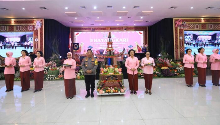 Peringatan HKGB ke-72, Ketum: Istri Anggota Polri Jadi Support System Suami