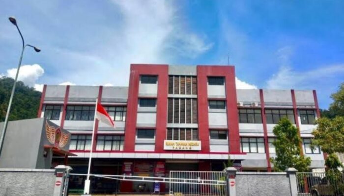 Kepala Rutan Padang Klarifikasi Perlakuan Tidak Manusiawi ke Pengunjung