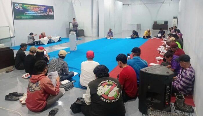 Diskusi Budaya FPS: Bentuk Kembali Dewan Kesenian Sumbar yang Mati Suri