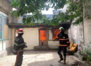 Sutu Unit Rumah di Sawahan Padang Hangus Terbakar
