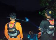 Dua Orang Terseret Arus Sungai Batang Kambang Pessel